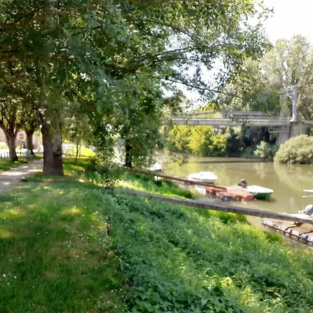 Maison Au Bord De L'eau Et Au Calme Pour Les Saint-Denis-de-Pile